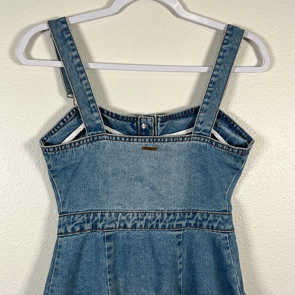 Denim Button-Front Dress - Picture 5 of 9